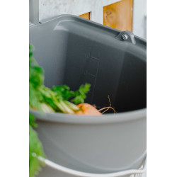 Futterkrippe Hippotonic mit Haken und Griff Dunkelgrau