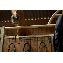 Trensenhalter Hippotonic 6 Plätze, mit Haken Schwarz Trensenhalter Hippotonic 6 Plätze, mit Haken Schwarz