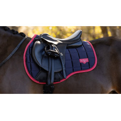Satteldecke LeMieux Loire Classic GP Square Marine / Cranberry Marineblau Satteldecke LeMieux Loire Classic GP Square Marine / Cranberry Marineblau