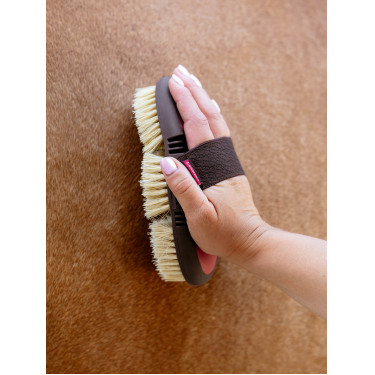 LeMieux Flexi Scrubbing Bürste Cranberry Rosa LeMieux Flexi Scrubbing Bürste Cranberry Rosa