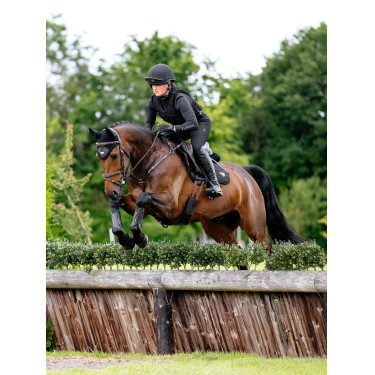 Satteldecke LeMieux Loire Close Contact Square Springen Schwarz