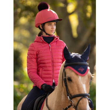 Daunenjacke mit Kapuze LeMieux Milly Young Rider Cranberry Rosa Daunenjacke mit Kapuze LeMieux Milly Young Rider Cranberry Rosa