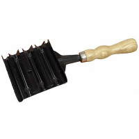Metallstriegel quadratisch T von T Holz Beige