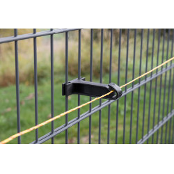 AKO Isolator für Doppelstababzäunung Schwarz AKO Isolator für Doppelstababzäunung Schwarz