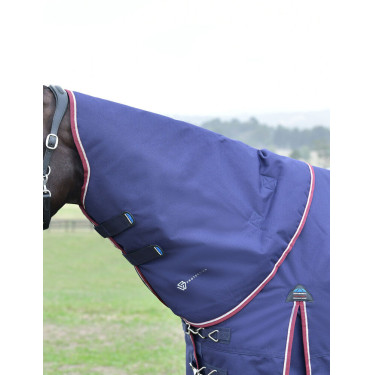 WeatherBeeta ComFiTec Essential Turnout 220 g Decke mit abnehmbarem Halsteil Marine / Burgunder WeatherBeeta ComFiTec Essential Turnout 220 g Decke mit abnehmbarem Halsteil Marine / Burgunder