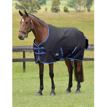 WeatherBeeta ComFiTec Tyro Turnout-Decke 220 g Schwarz / Kobaltblau WeatherBeeta ComFiTec Tyro Turnout-Decke 220 g Schwarz / Kobaltblau