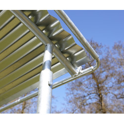 Quadratische Raufe mit Dach Hobby Kerbl verzinkt 1,5 x 1,5 m 8 Pferde