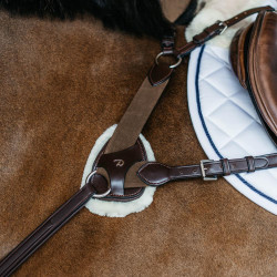 Brustblatt 5-Punkt mit Elastik New English Collection Dy'on Braun Brustblatt 5-Punkt mit Elastik New English Collection Dy'on Braun