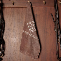 Grooming Deluxe Handtuch von Kentucky Braun