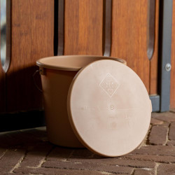 Deluxe-Putzset-Eimer mit Deckel von Kentucky Beige