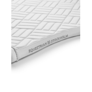 Moderne Dressurschabracke Equestrian Stockholm Weiße Perfektion Wei&amp;amp;amp;amp;amp;amp;szlig;