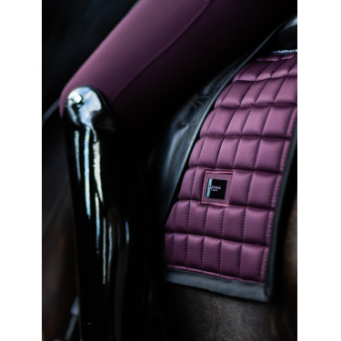 Dressurschabracke Equestrian Stockholm Performance Raben-schwarz Lila
