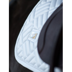 Spring-Schabracke Equestrian Stockholm Modern Weiße Perfektion Weiß Spring-Schabracke Equestrian Stockholm Modern Weiße Perfektion Weiß