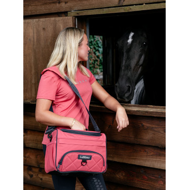 LeMieux ProKit Lite Grooming Putztasche Cranberry Rosa LeMieux ProKit Lite Grooming Putztasche Cranberry Rosa