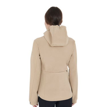 Damen-Softshelljacke mit figurbetontem Schnitt und versteckten Taschen Equestro Beige