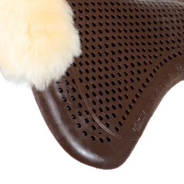Acavallo Gel NS-S Classic-S Sattelpad, flach ausgeschnitten Braun / Natur-Lammfell Acavallo Gel NS-S Classic-S Sattelpad, flach ausgeschnitten Braun / Natur-Lammfell