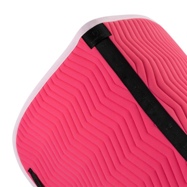 Equestro Dressurschabracke Wave aus technischem Gewebe, gesteppt Geißblatt / Ballerina