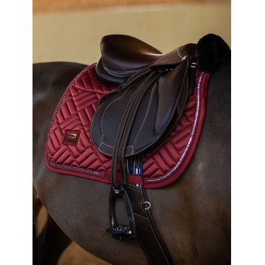 Satteldecke Equestrian Stockholm Jumping Kunstlamm Crystal Bordeaux Satteldecke Equestrian Stockholm Jumping Kunstlamm Crystal Bordeaux