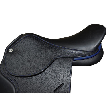 Doppelsitz-Sattel Saumur personalisiert Privilege Equitation Doppelsitz-Sattel Saumur personalisiert Privilege Equitation