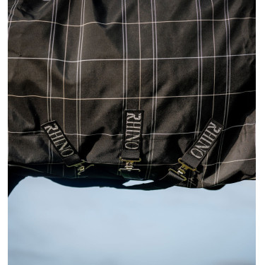 Horseware Rhino Turnout-Decken-Bundle Liner 0 g und 200 g Schwarz karierte Kacheln / schwarz & weiß Motive Horseware Rhino Turnout-Decken-Bundle Liner 0 g und 200 g Schwarz karierte Kacheln / schwarz & weiß Motive