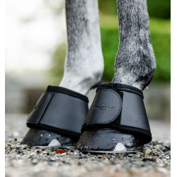 Glocken Horseware Schwarz