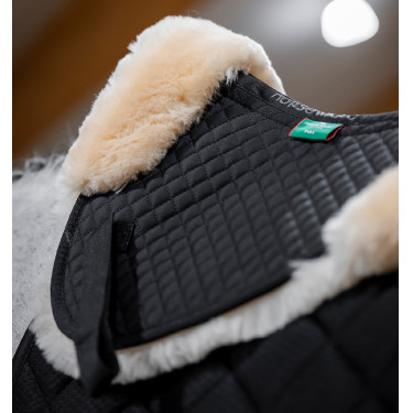 Horseware Lammfell-Schabracke Schwarz / Natur