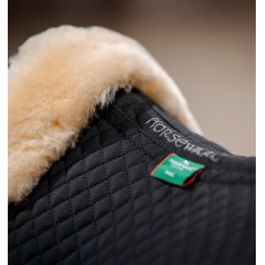 Horseware Lammfell-Schabracke Schwarz / Natur