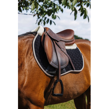 Satteldecke Equithème Dinard Schwarz