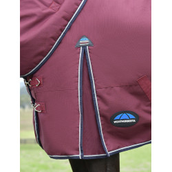 ComFiTec Essential Turnout Decke Weatherbeeta 50 g mit abnehmbarem Halsteil Bordeaux / Marine