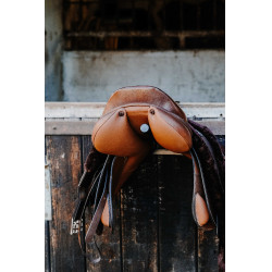 Tragbarer Sattelhalter Hippotonic Schwarz Tragbarer Sattelhalter Hippotonic Schwarz