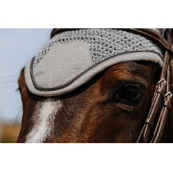Fliegenhaube Equithème Chic Hellgrau Fliegenhaube Equithème Chic Hellgrau