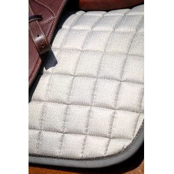 Satteldecke Equithème Chic Hellgrau Satteldecke Equithème Chic Hellgrau