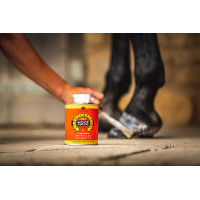 Öl für Hufe Carr & Day & Martin Daily Hoof Moisturiser Cornucrescine