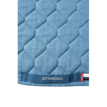 Dressur-Schabracke B Vertigo High Altitude Himmelblau Dressur-Schabracke B Vertigo High Altitude Himmelblau