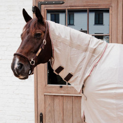 Fliegendecke Comfort Classic mit Halsteil & Bauchteil Kentucky Beige / Bordeaux Fliegendecke Comfort Classic mit Halsteil & Bauchteil Kentucky Beige / Bordeaux