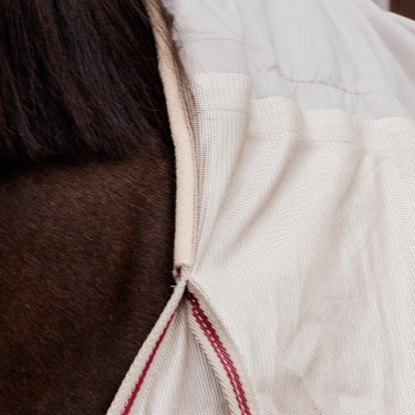 Fliegendecke Comfort Classic mit Halsteil & Bauchteil Kentucky Beige / Bordeaux Fliegendecke Comfort Classic mit Halsteil & Bauchteil Kentucky Beige / Bordeaux