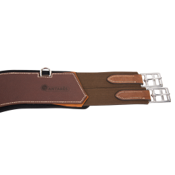 Langer Signature-Bauchlatz-Sattelgurt von Antares