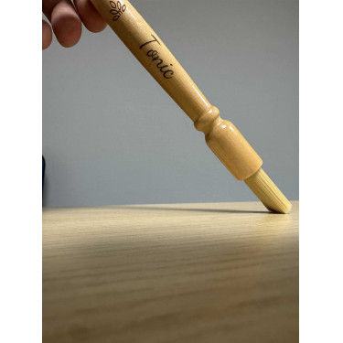 Nellumbo Hufpinsel aus Holz