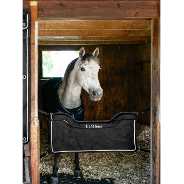 LeMieux gebogene Boxentür – Stall- und Turnier Reitsport LeMieux gebogene Boxentür – Stall- und Turnier Reitsport
