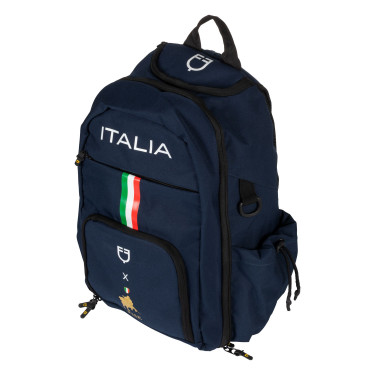 Reitrucksack mit Helmfach & Laptopfach – Equestro x FISE Reitrucksack mit Helmfach & Laptopfach – Equestro x FISE