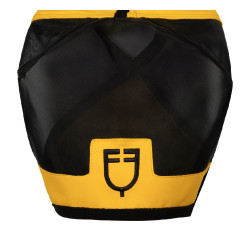 Fliegenmaske fürs Pferd mit UV-Schutz – Equestro | Equi-Clic Fliegenmaske fürs Pferd mit UV-Schutz – Equestro | Equi-Clic