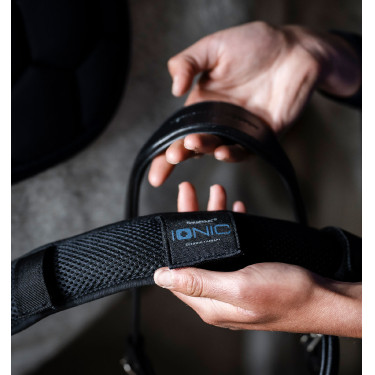 Genickschoner für Pferde – Horseware Ionic Therapy | Reiten