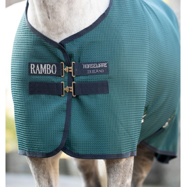 Abschwitzdecke fürs Pferd – Rambo Techni Waffle | Reitsport Abschwitzdecke fürs Pferd – Rambo Techni Waffle | Reitsport