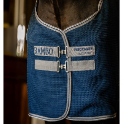 Abschwitzdecke fürs Pferd – Rambo Techni Waffle | Reitsport