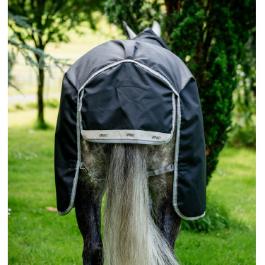 Pferdedecke 1200D wasserdicht 50g mit Halsteil – Reiten
