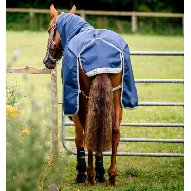 Pferdedecke 1200D wasserdicht 50g mit Halsteil – Reiten