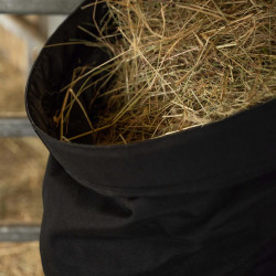 Heunetz Ecke Kentucky – Pferdefütterung für Boxen