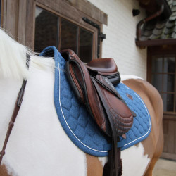 Schabracke fürs Springreiten – Kentucky Melange | Equi-Clic Schabracke fürs Springreiten – Kentucky Melange | Equi-Clic