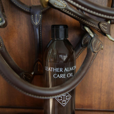 Lederöl für Zaumzeug – Kentucky Grooming Deluxe Lederöl für Zaumzeug – Kentucky Grooming Deluxe