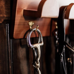 Trensenzaumhalter für Stall & Turnier – Kentucky